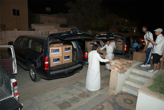 حفل تكريم موظفي البنك المشاركين في حملتي سلال الخير وكسوة العيد الخيرية