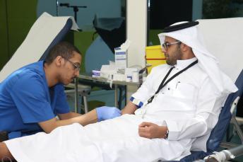البنك السعودي للاستثمار يختتم حملات التبرع بالدم للعام 2017 بأكثر من 100,000 مل
